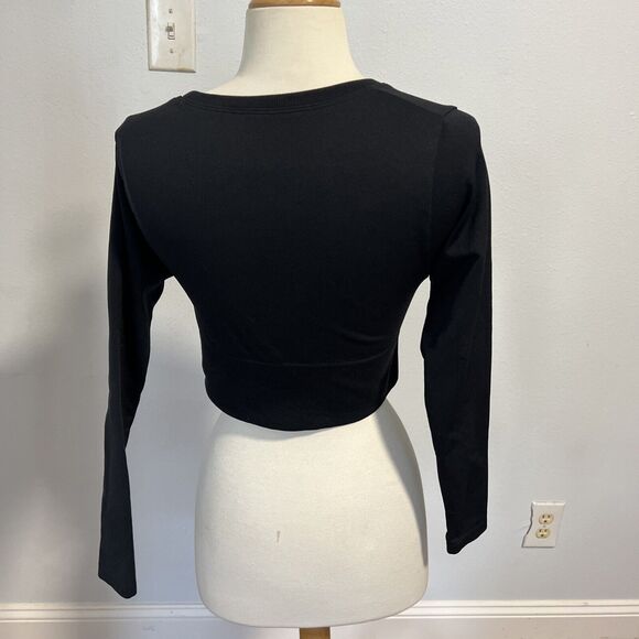 Offline By Aerie Black Y2K Athletic Crop‎ Top Size S/P - Picture 3 of 8